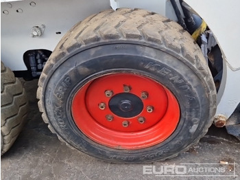 Skid steer loader Bobcat 743: picture 2