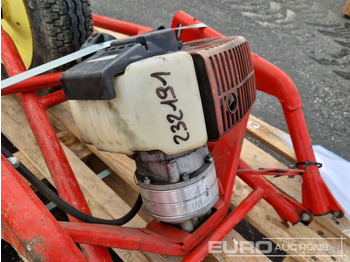 Construction equipment Mobile Petrol Auger: picture 5