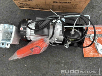 Construction equipment DAEWOO