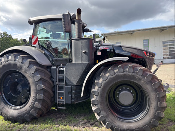 Farm tractor FENDT 1050 Vario