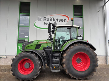 Farm tractor FENDT 724 Vario