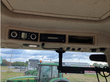 Farm tractor Fendt 724 Vario S4: picture 2