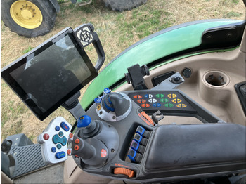 Farm tractor Fendt 724 Vario S4: picture 3