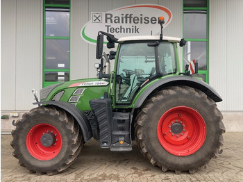 Farm tractor FENDT 724 Vario