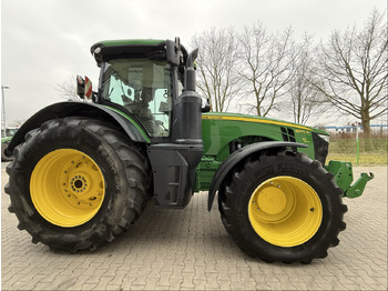 Farm tractor John Deere 8370 R: picture 5