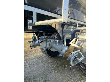 Fertilizing equipment Wienhoff Zentralachsvorderwagen 28500 L: picture 4