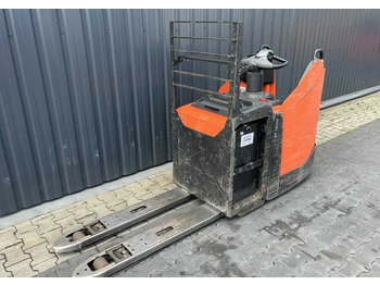 Pallet truck BT