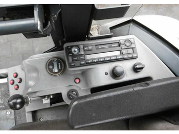 Road sweeper Hako CityMaster 1200: picture 3