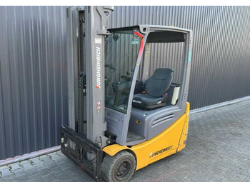 Electric forklift JUNGHEINRICH EFG
