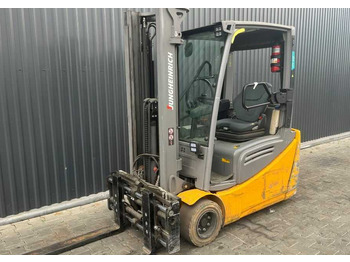 Electric forklift JUNGHEINRICH EFG