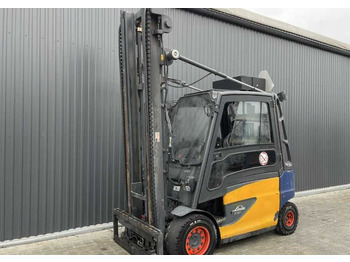 Electric forklift LINDE E