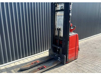 Stacker LINDE L14