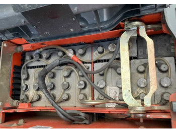 Tow tractor Linde P30C: picture 5