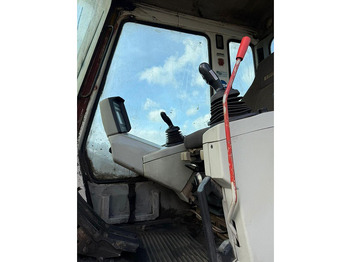 Crawler excavator Liebherr R934B EW: picture 4