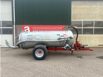 Manure spreader