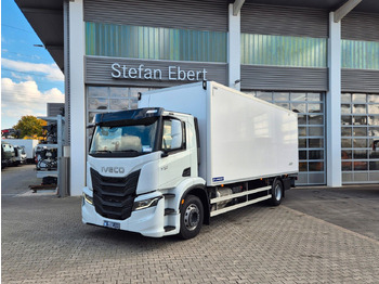 Refrigerator truck MITSUBISHI