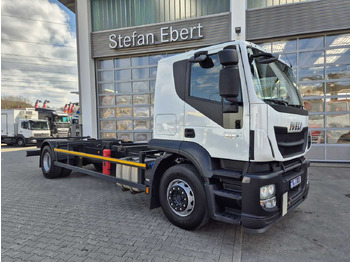 Container transporter/ Swap body truck Iveco Stralis AT190S31/P BDF Klima Standh. AHK Bett: picture 2