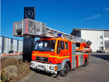 Crane truck MAN 15.284