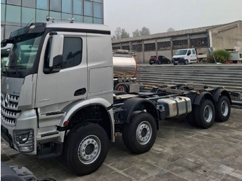 Cab chassis truck MERCEDES-BENZ Arocs 4153