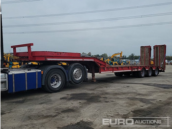 Low loader semi-trailer