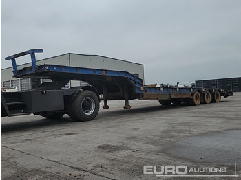 Low loader semi-trailer