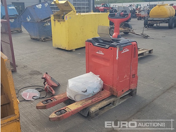 Material handling equipment LINDE
