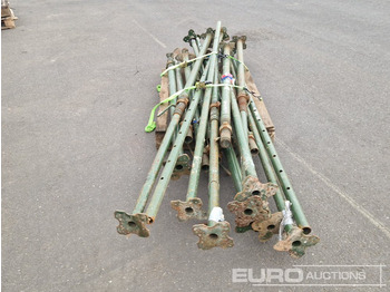 Construction equipment Pallet of Acro Props: picture 2