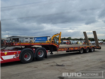 Low loader semi-trailer SDC