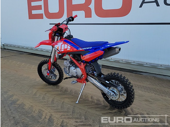 Motorcycle Unused 2025 Apollo Thunder: picture 3