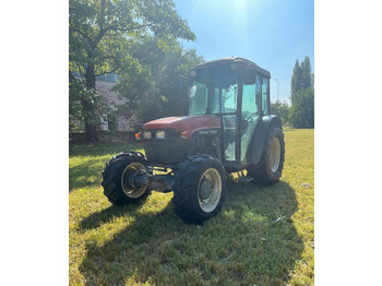 Farm tractor NEW HOLLAND