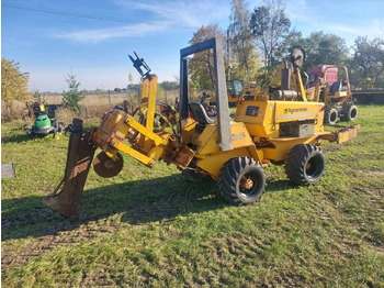 Trencher CASE