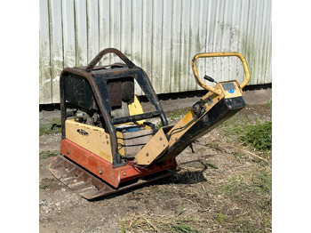 Vibratory plate DYNAPAC