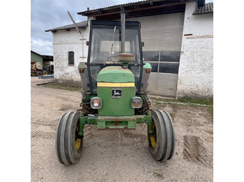 Farm tractor John Deere 2140: picture 5
