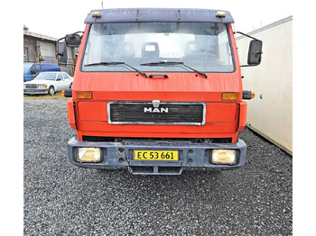 Dropside/ Flatbed truck MAN 10 150: picture 2