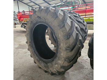 Farm tractor