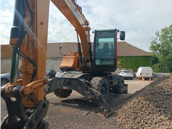 Wheel excavator CASE