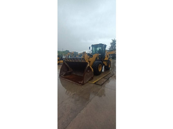 Wheel loader CATERPILLAR 930M
