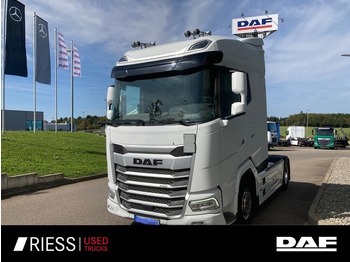 Tractor unit DAF XG 530
