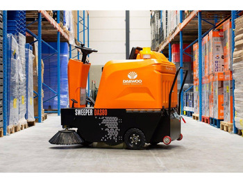 Road sweeper DAEWOO
