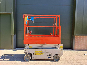 Scissor lift GENIE
