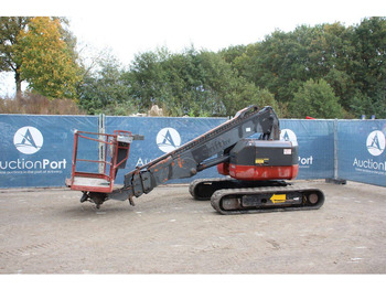 Telescopic boom HITACHI