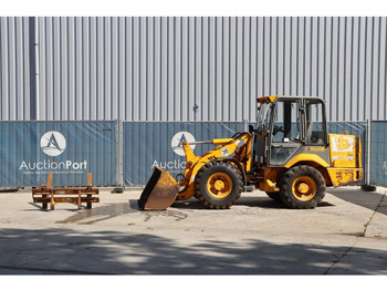 Wheel loader JCB 407