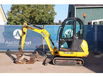 Mini excavator JCB 8018 CTS: picture 2