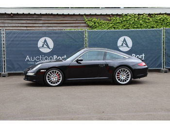 Car PORSCHE