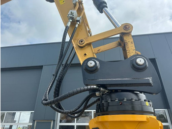 Demolition excavator CAT 313 F LGC CAR DISMANTLER: picture 4