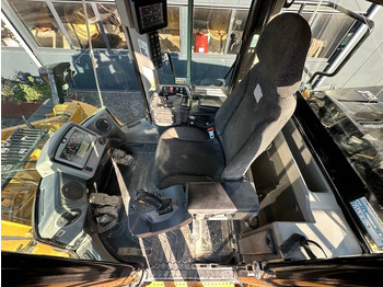 Wheel loader CAT 966 M: picture 2 Wheel loader CAT 966 M: picture 2