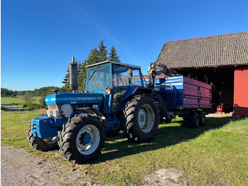 Farm tractor FORD