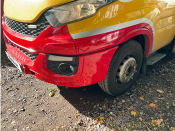 Tow truck IVECO: picture 5