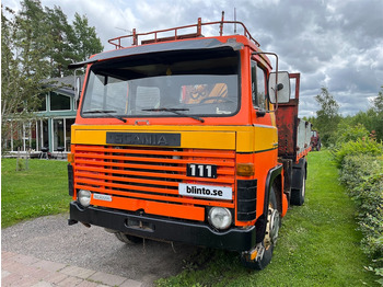 Dropside/ Flatbed truck SCANIA