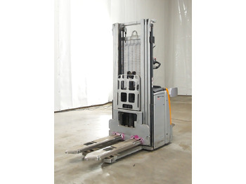 Stacker STILL